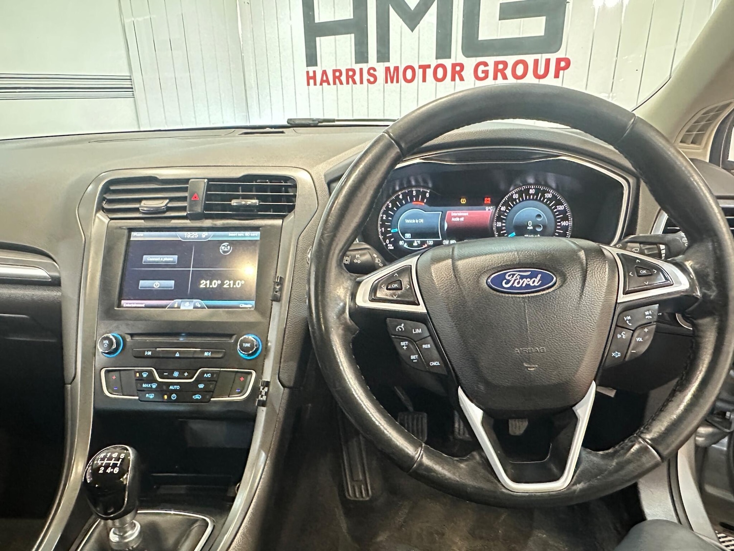 Used Ford Mondeo 2017 for sale - 76942467: Photo 24