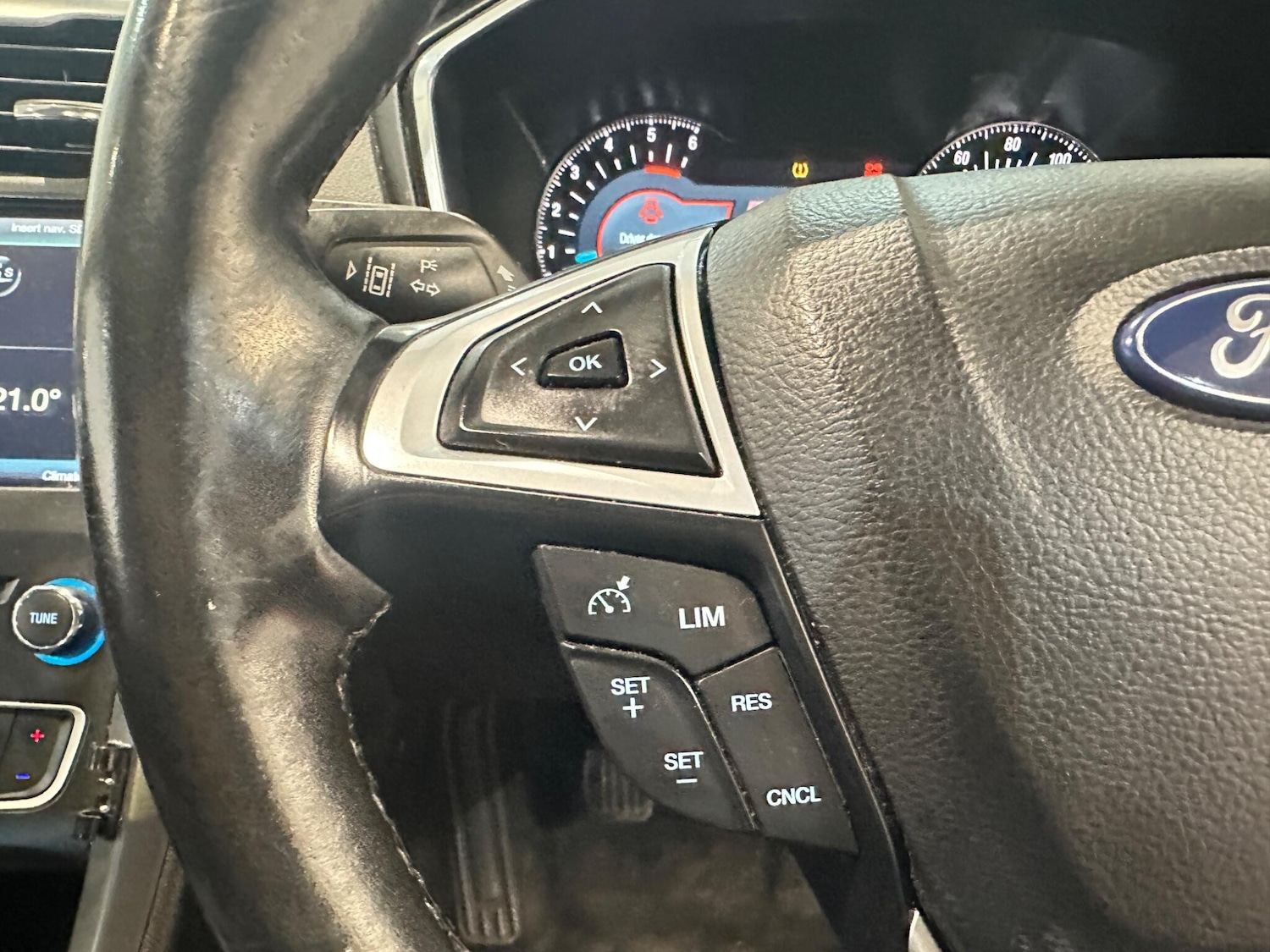 Used Ford Mondeo 2017 for sale - 76942467: Photo 27