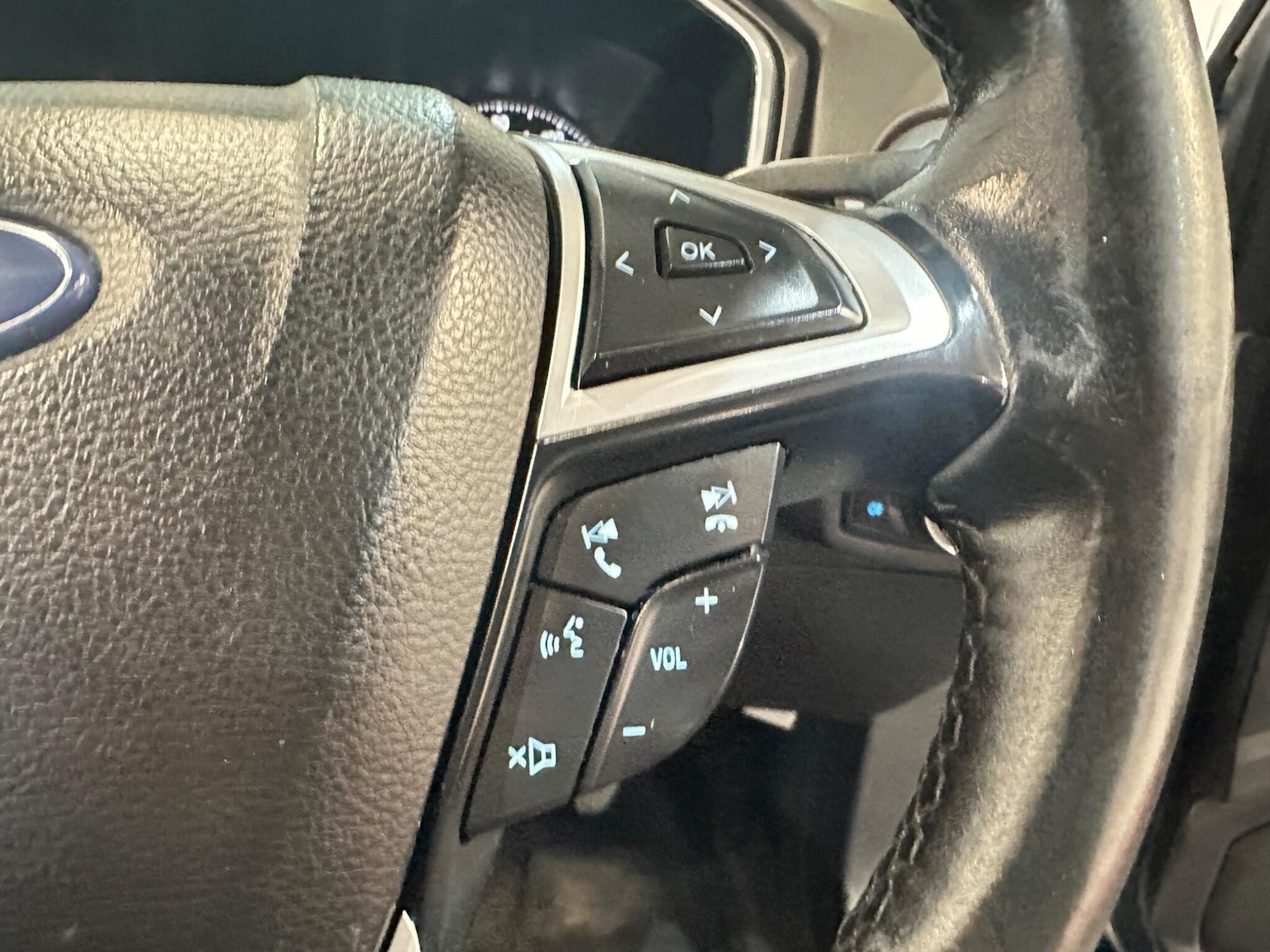 Used Ford Mondeo 2017 for sale - 76942467: Photo 28