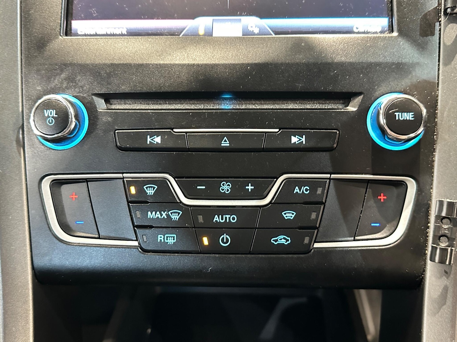 Used Ford Mondeo 2017 for sale - 76942467: Photo 30