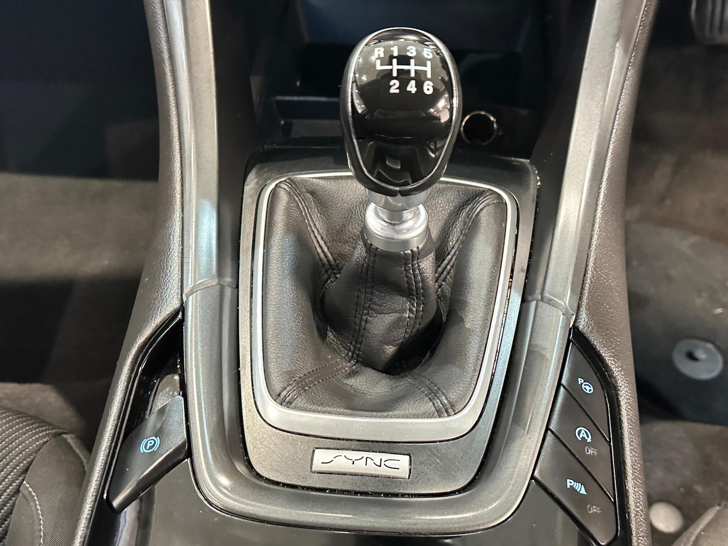 Used Ford Mondeo 2017 for sale - 76942467: Photo 33