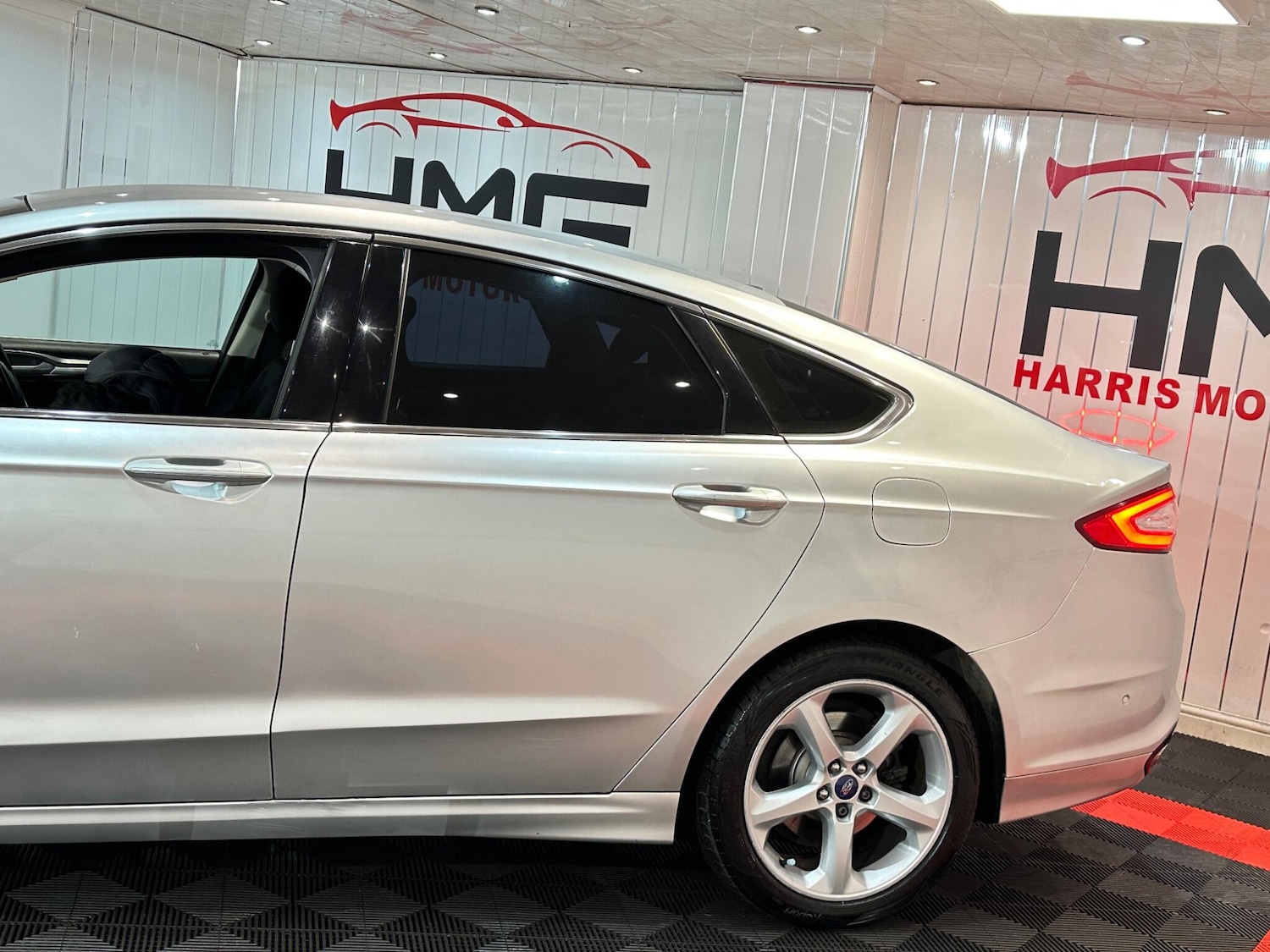 Used Ford Mondeo 2017 for sale - 76942467: Photo 42