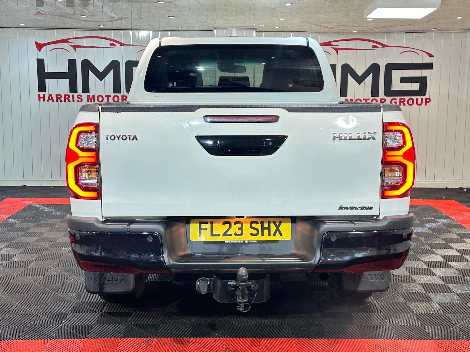 Used Toyota Hilux 2023 for sale - 77426174: Photo 60