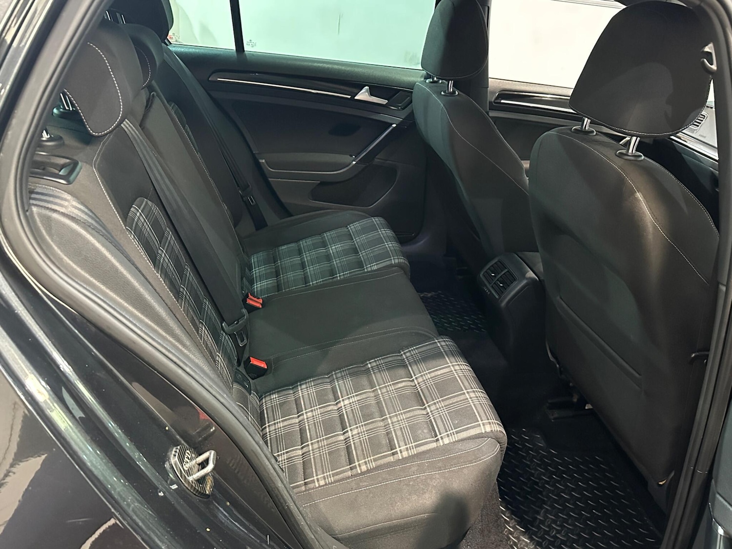 Used Volkswagen Golf 2015 for sale - 76990168: Photo 18