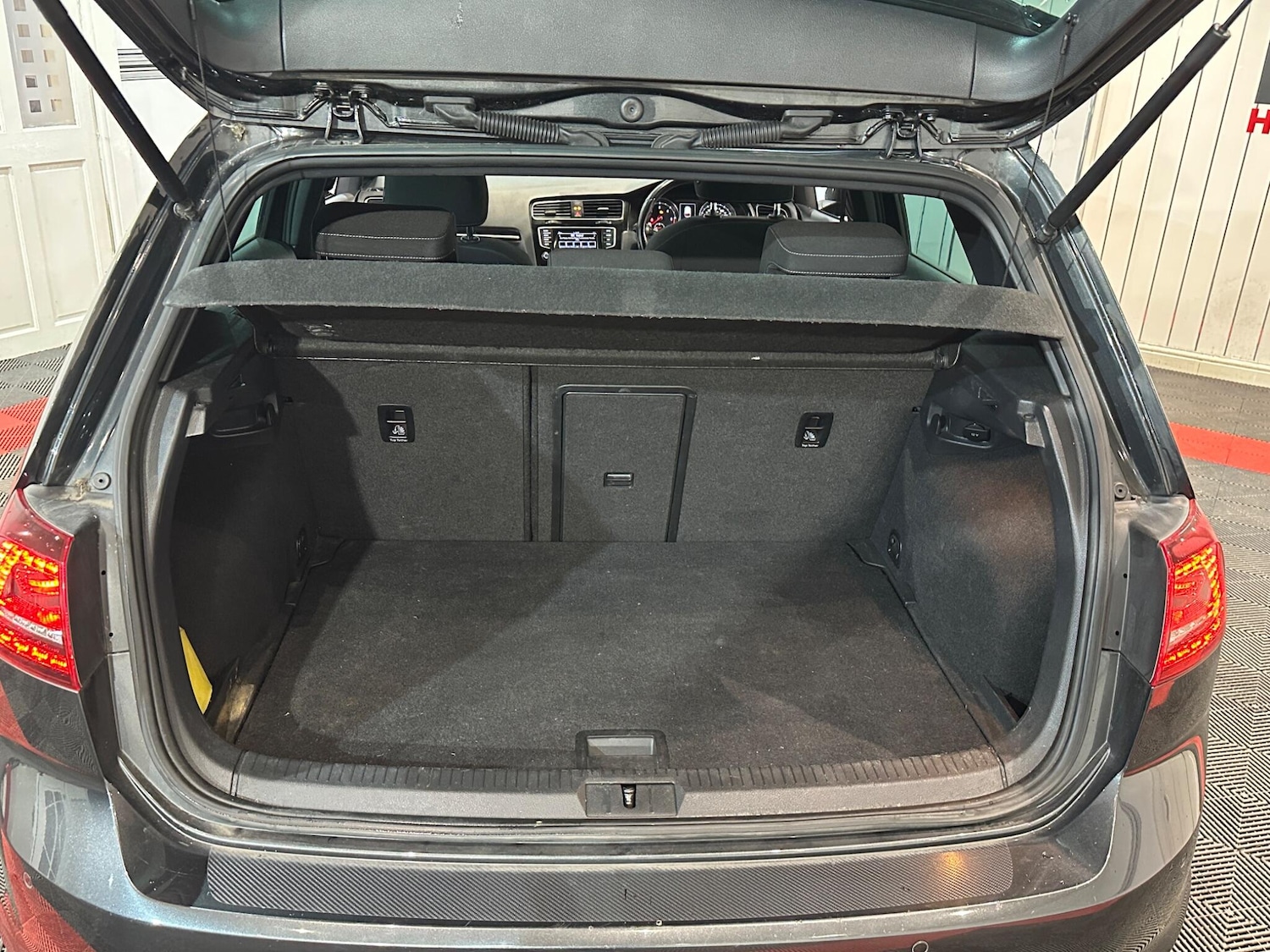 Used Volkswagen Golf 2015 for sale - 76990168: Photo 19