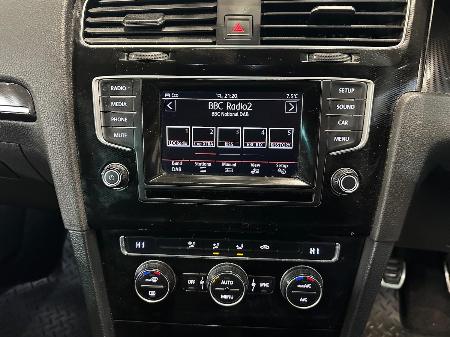 Used Volkswagen Golf 2015 for sale - 76990168: Photo 27