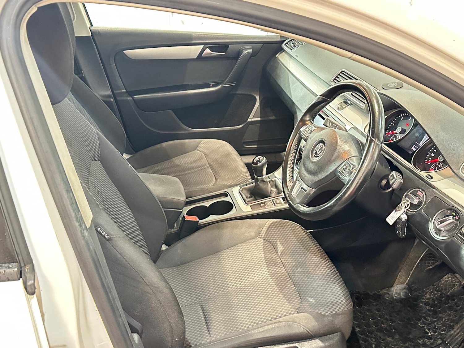 Used Volkswagen Passat 2013 for sale - 77109183: Photo 17