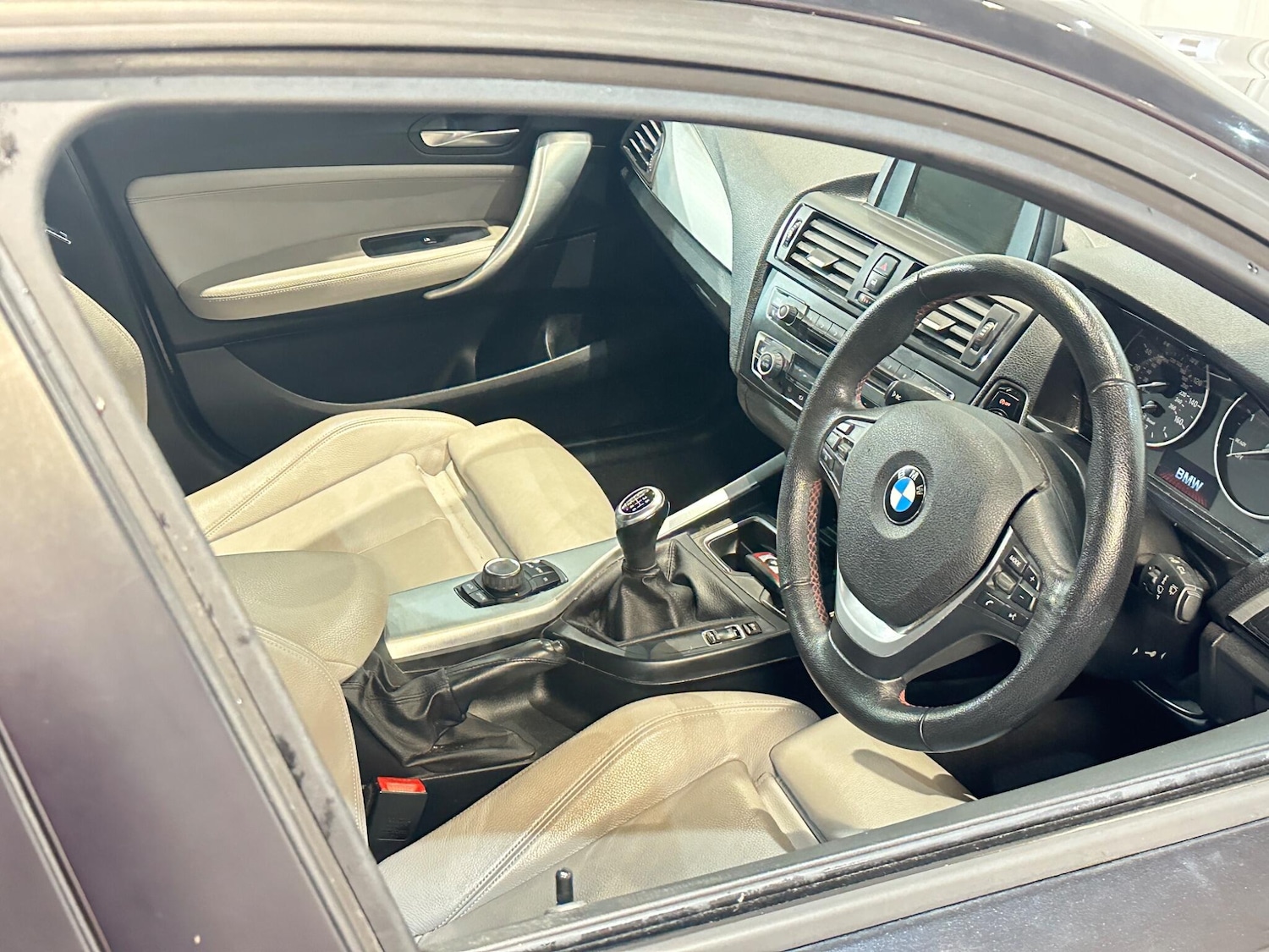 Used BMW 1 Series 2011 for sale - 76855969: Photo 17