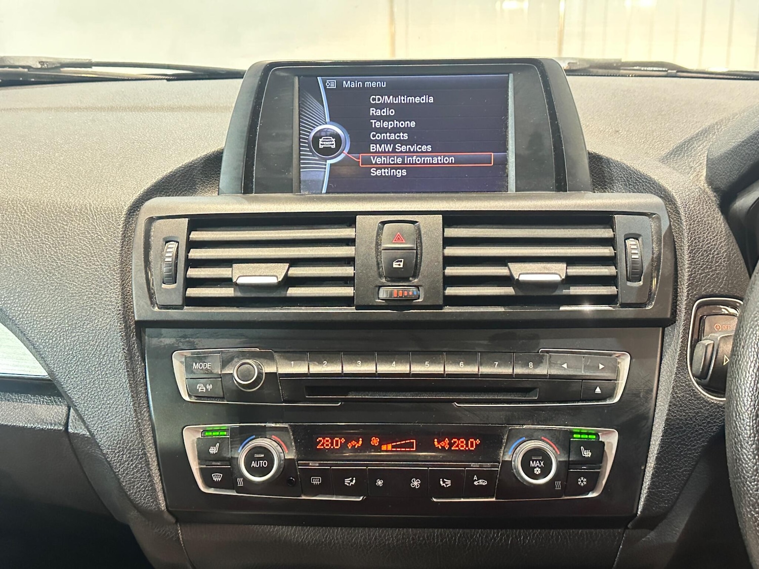 Used BMW 1 Series 2011 for sale - 76855969: Photo 28