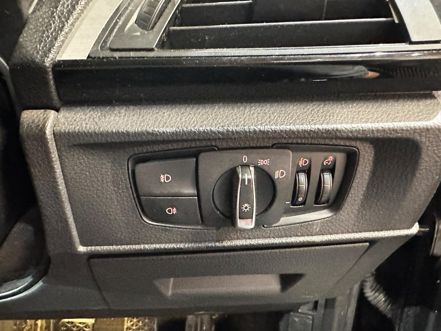 Used BMW 1 Series 2011 for sale - 76855969: Photo 38