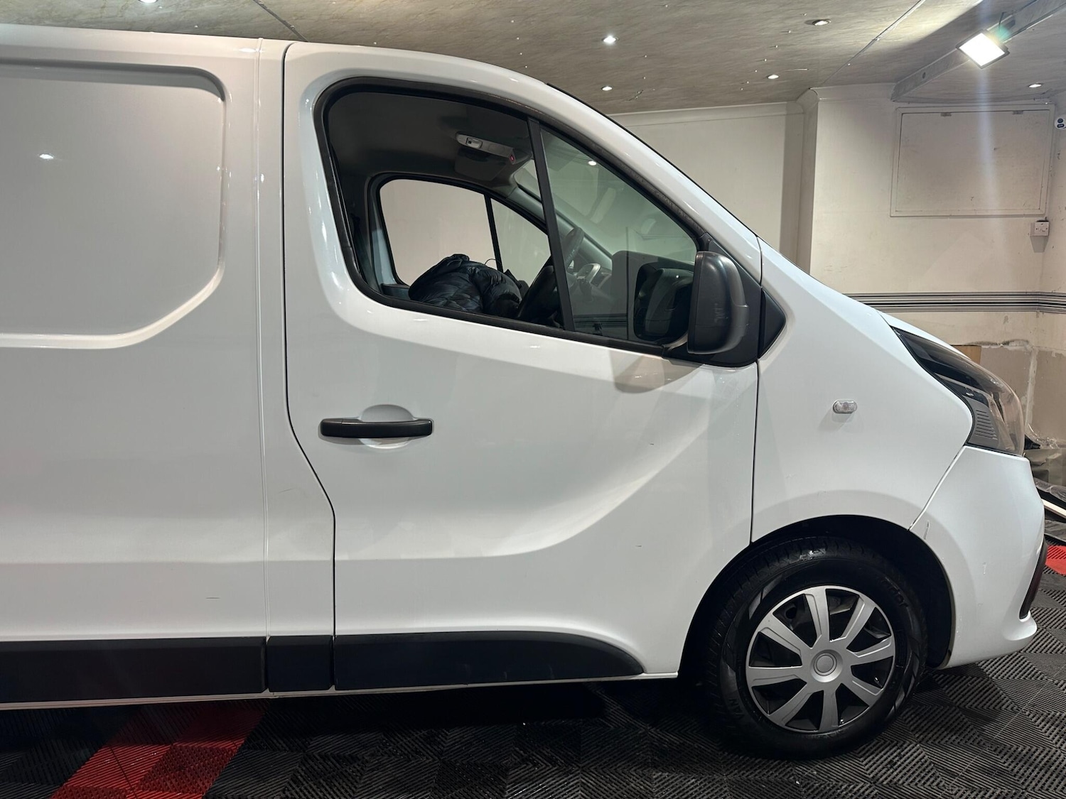Used Renault Trafic 2016 for sale - 76512650: Photo 17
