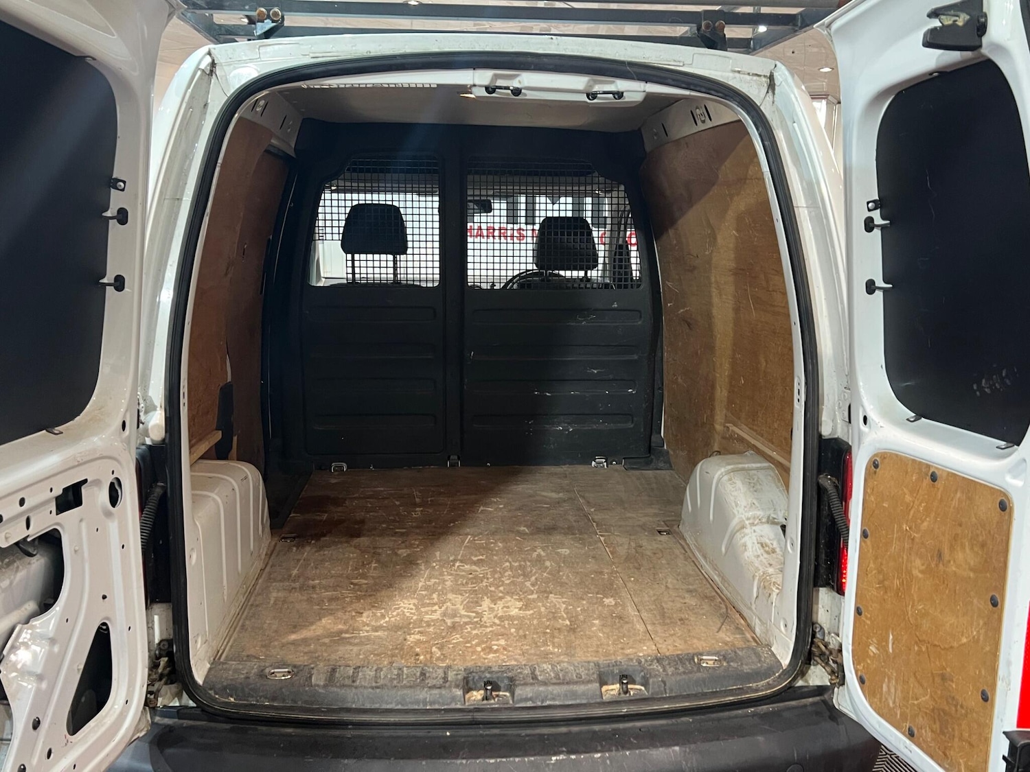 Used Volkswagen Caddy 2011 for sale - 76989685: Photo 13