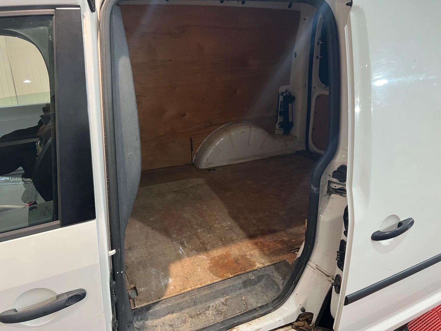 Used Volkswagen Caddy 2011 for sale - 76989685: Photo 14