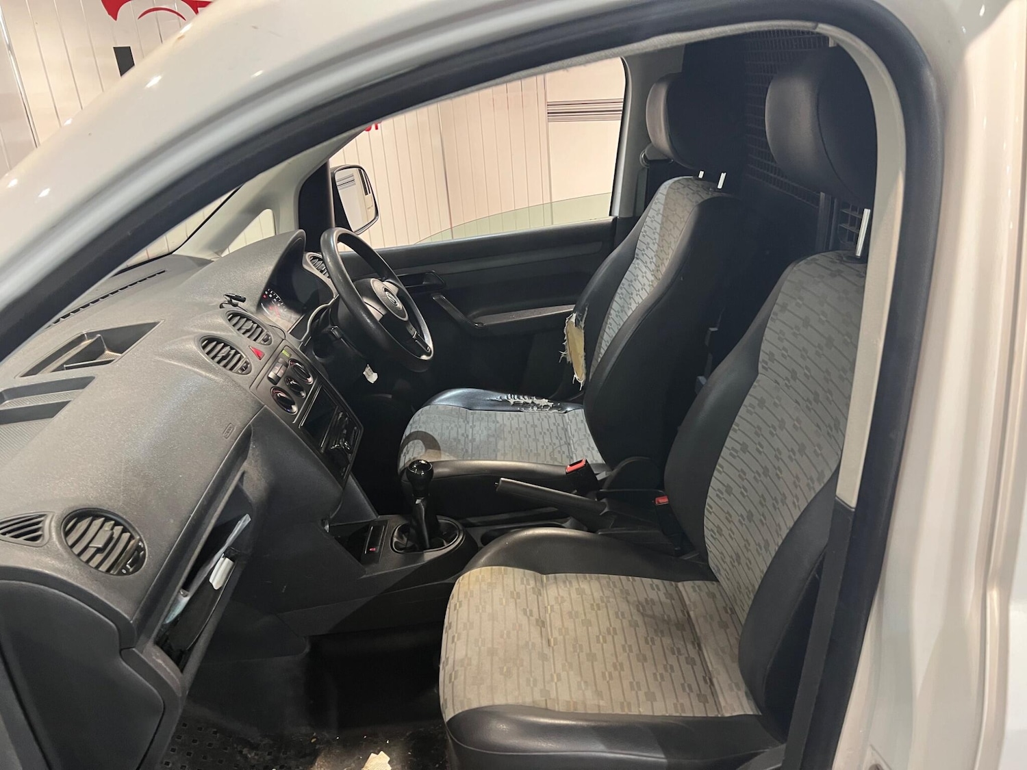 Used Volkswagen Caddy 2011 for sale - 76989685: Photo 15