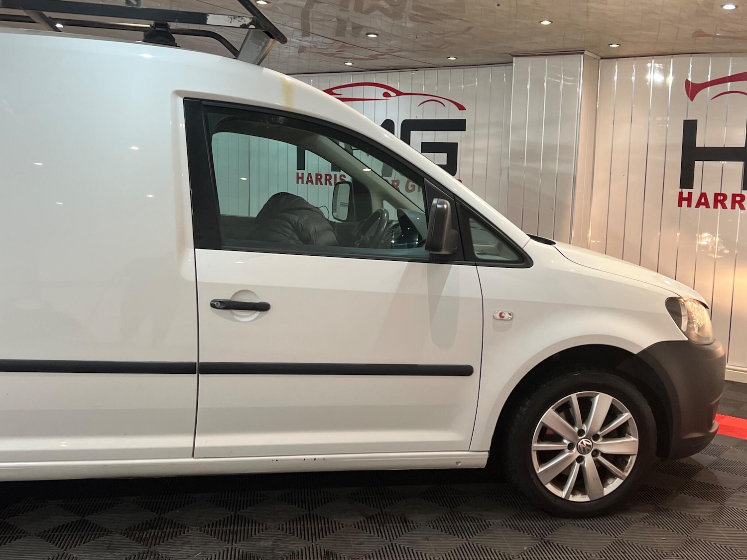 Used Volkswagen Caddy 2011 for sale - 76989685: Photo 30