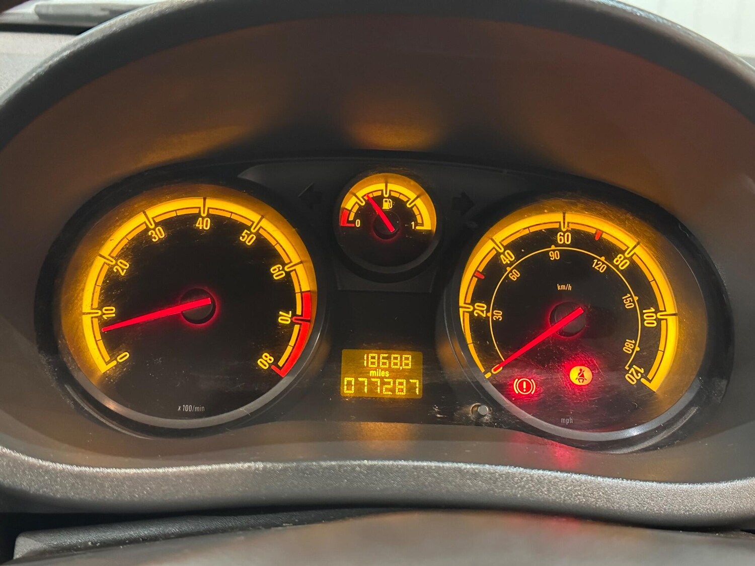 Used Vauxhall Corsa 2010 for sale - 76377558: Photo 25