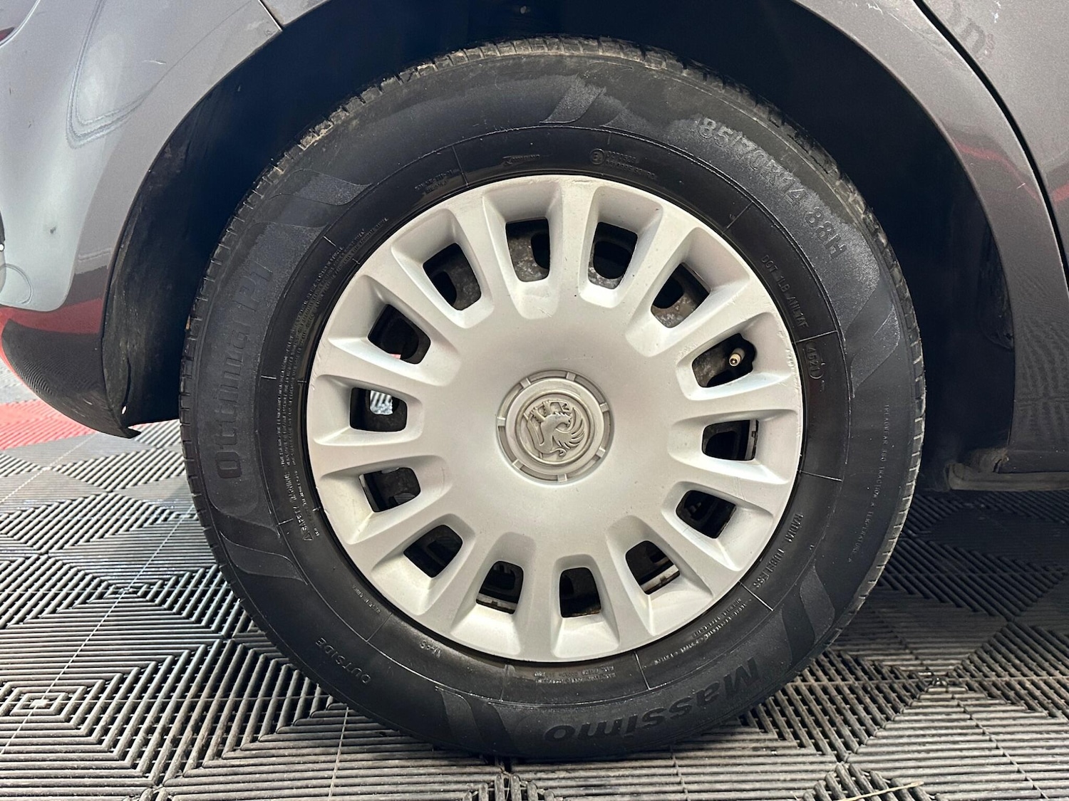 Used Vauxhall Corsa 2010 for sale - 76377558: Photo 39