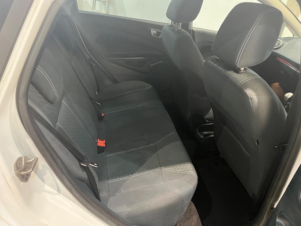 Used Ford Fiesta 2012 for sale - 76095187: Photo 13