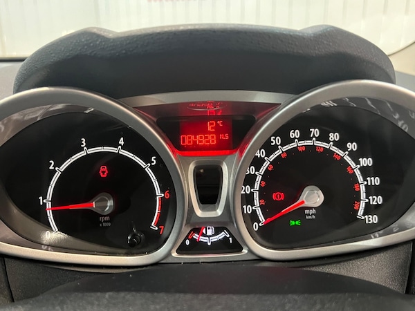 Used Ford Fiesta 2012 for sale - 76095187: Photo 19