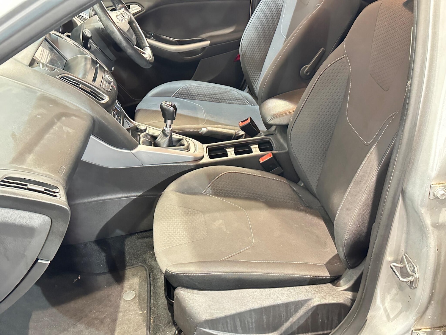 Used Ford Focus 2018 for sale - 76855618: Photo 24