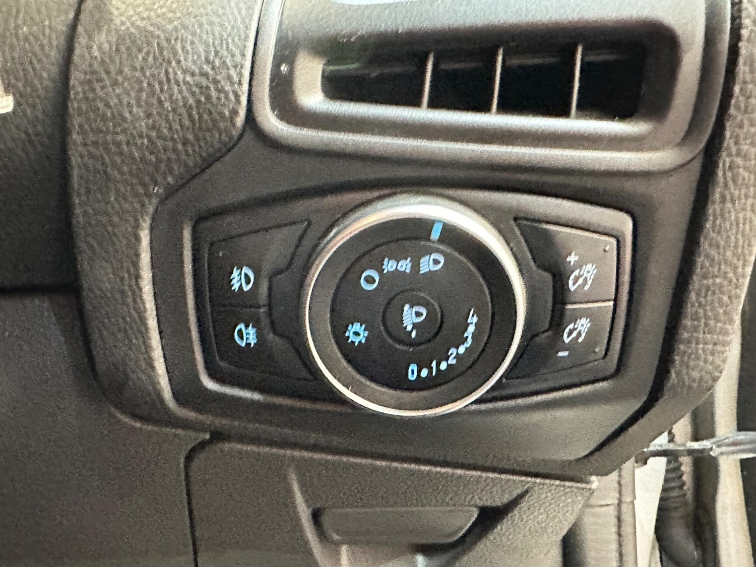 Used Ford Focus 2018 for sale - 76855618: Photo 29