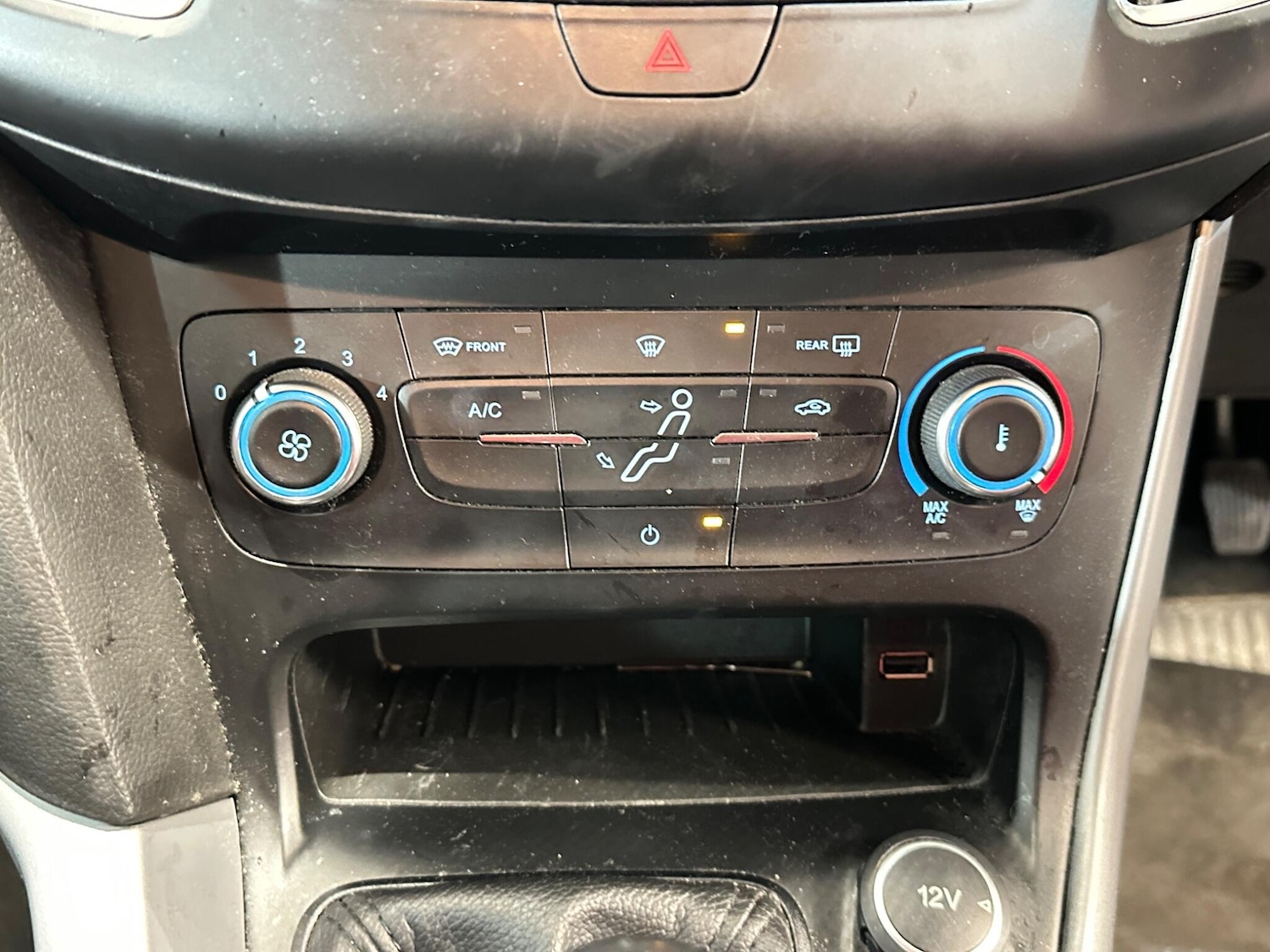 Used Ford Focus 2018 for sale - 76855618: Photo 32