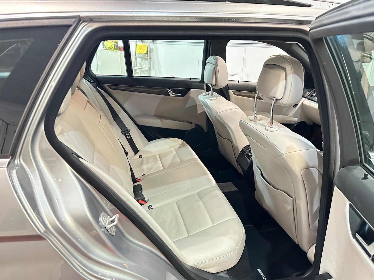 Used Mercedes-Benz C Class 2010 for sale - 77425749: Photo 22