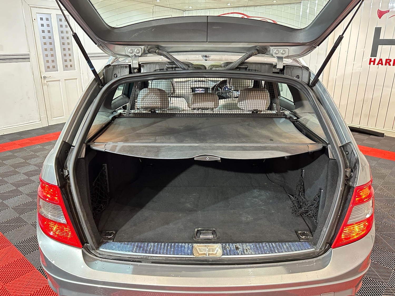 Used Mercedes-Benz C Class 2010 for sale - 77425749: Photo 24