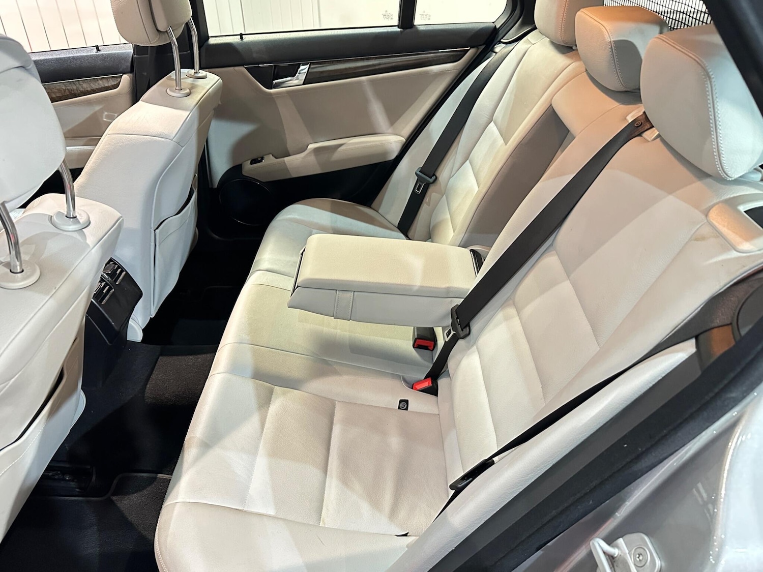 Used Mercedes-Benz C Class 2010 for sale - 77425749: Photo 27