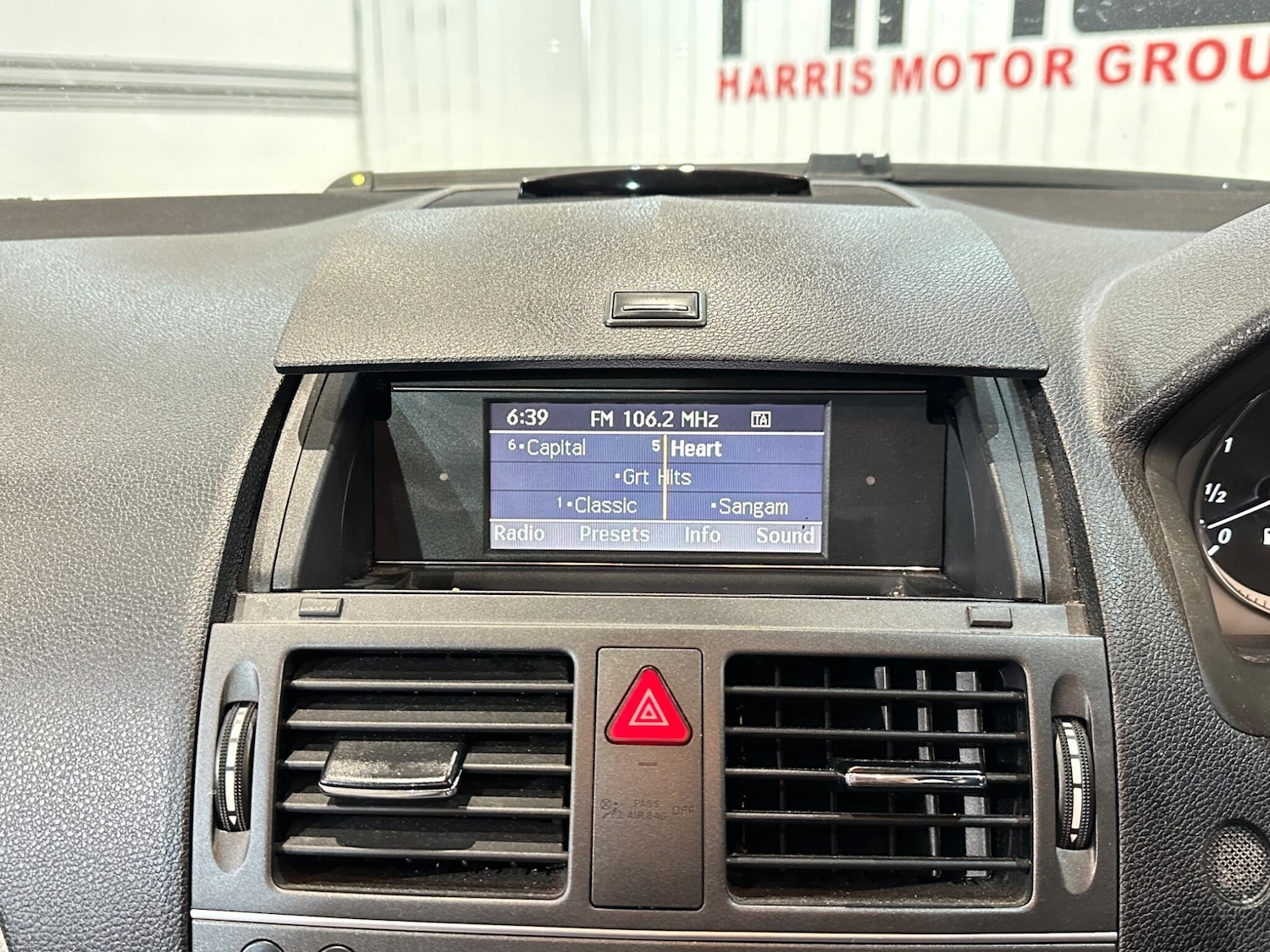 Used Mercedes-Benz C Class 2010 for sale - 77425749: Photo 34