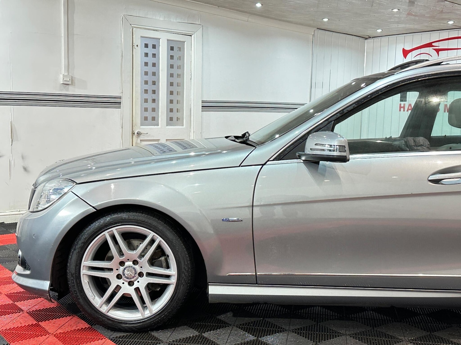 Used Mercedes-Benz C Class 2010 for sale - 77425749: Photo 47