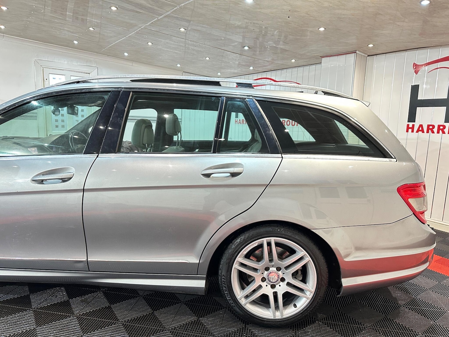 Used Mercedes-Benz C Class 2010 for sale - 77425749: Photo 48