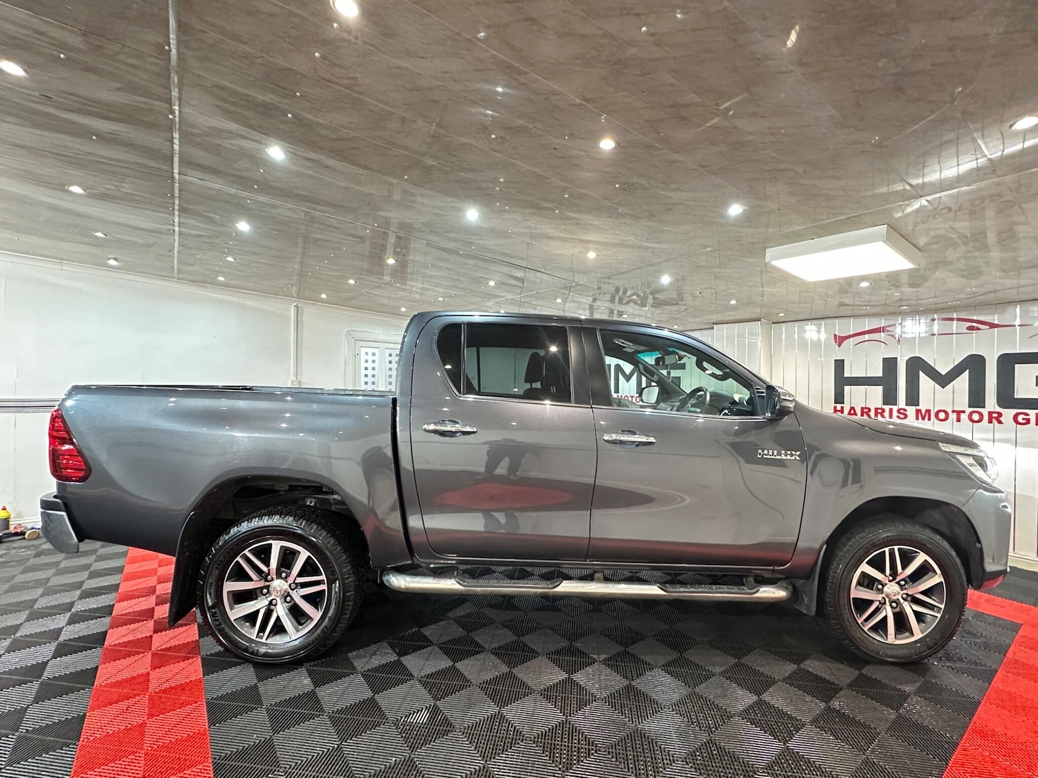 Used Toyota Hilux 2017 for sale - 76942603: Photo 15