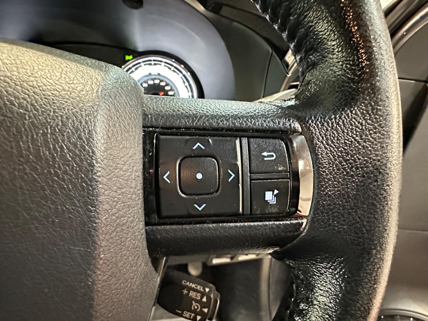 Used Toyota Hilux 2017 for sale - 76942603: Photo 29