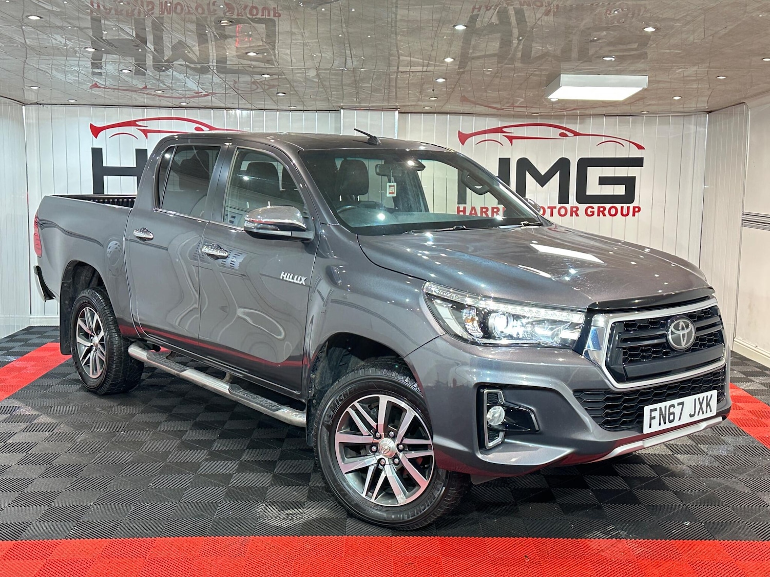 Used Toyota Hilux 2017 for sale - 76942603: Photo 3