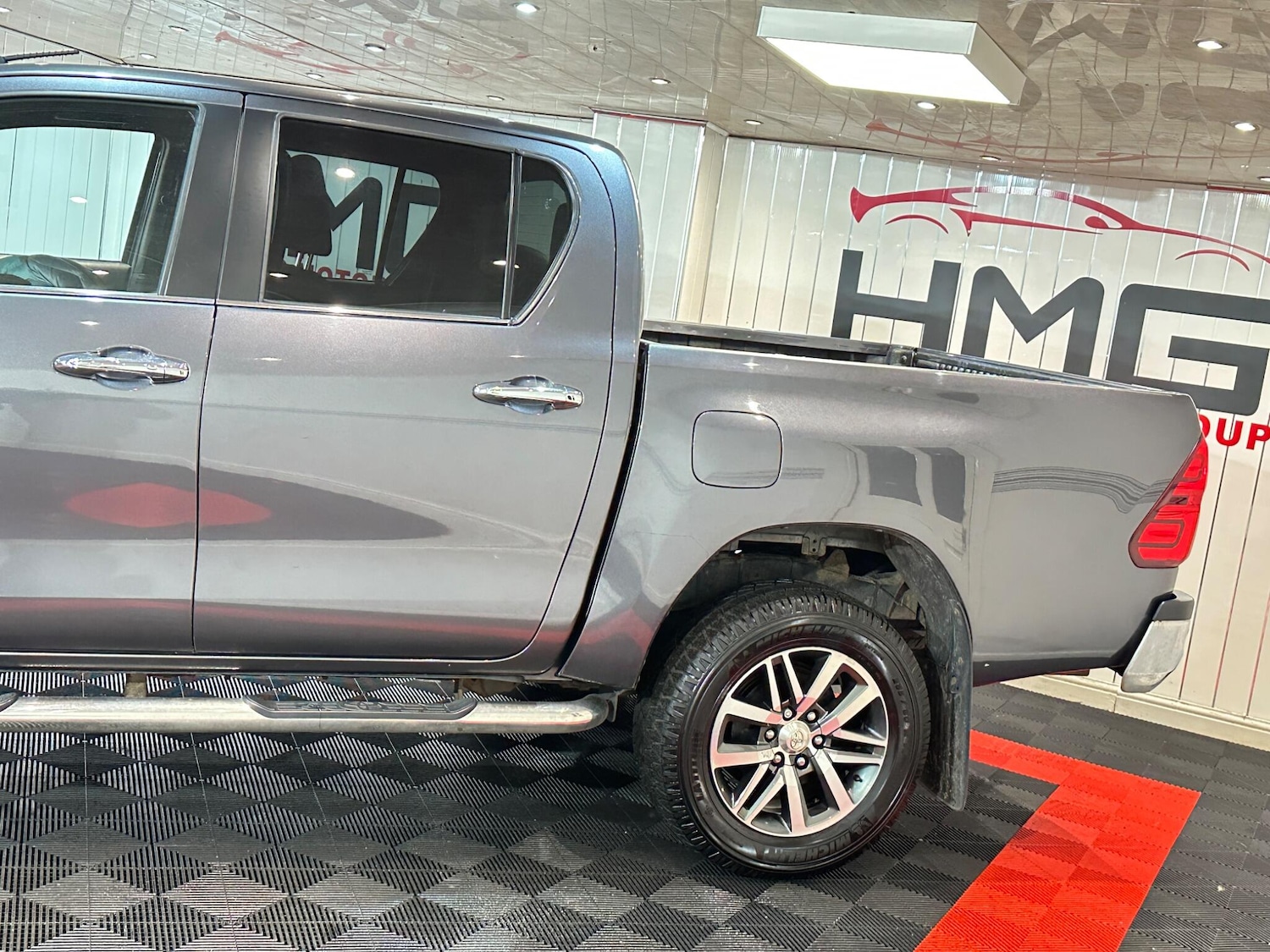 Used Toyota Hilux 2017 for sale - 76942603: Photo 44