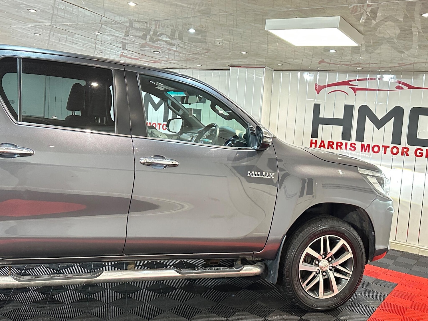 Used Toyota Hilux 2017 for sale - 76942603: Photo 49