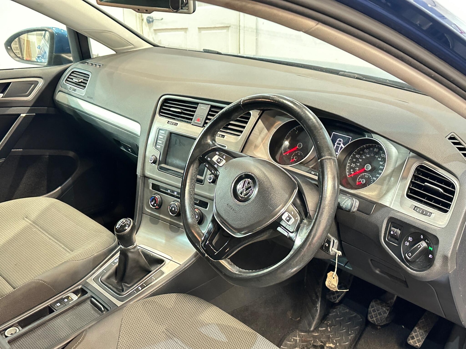 Used Volkswagen Golf 2015 for sale - 76942702: Photo 19