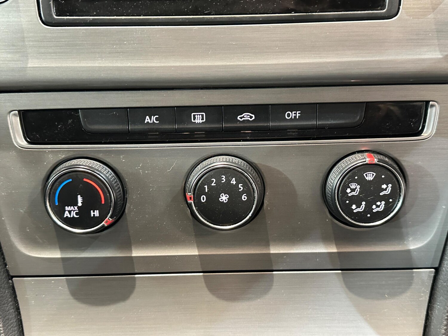 Used Volkswagen Golf 2015 for sale - 76942702: Photo 30