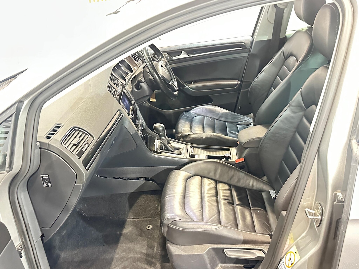 Used Volkswagen Golf 2013 for sale - 77102043: Photo 25