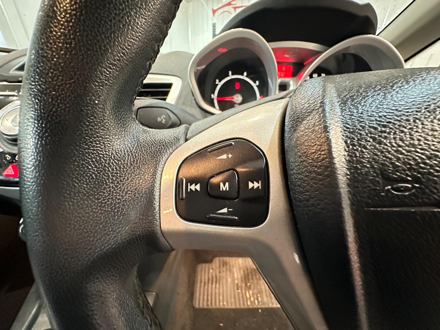 Used Ford Fiesta 2012 for sale - 77411027: Photo 29