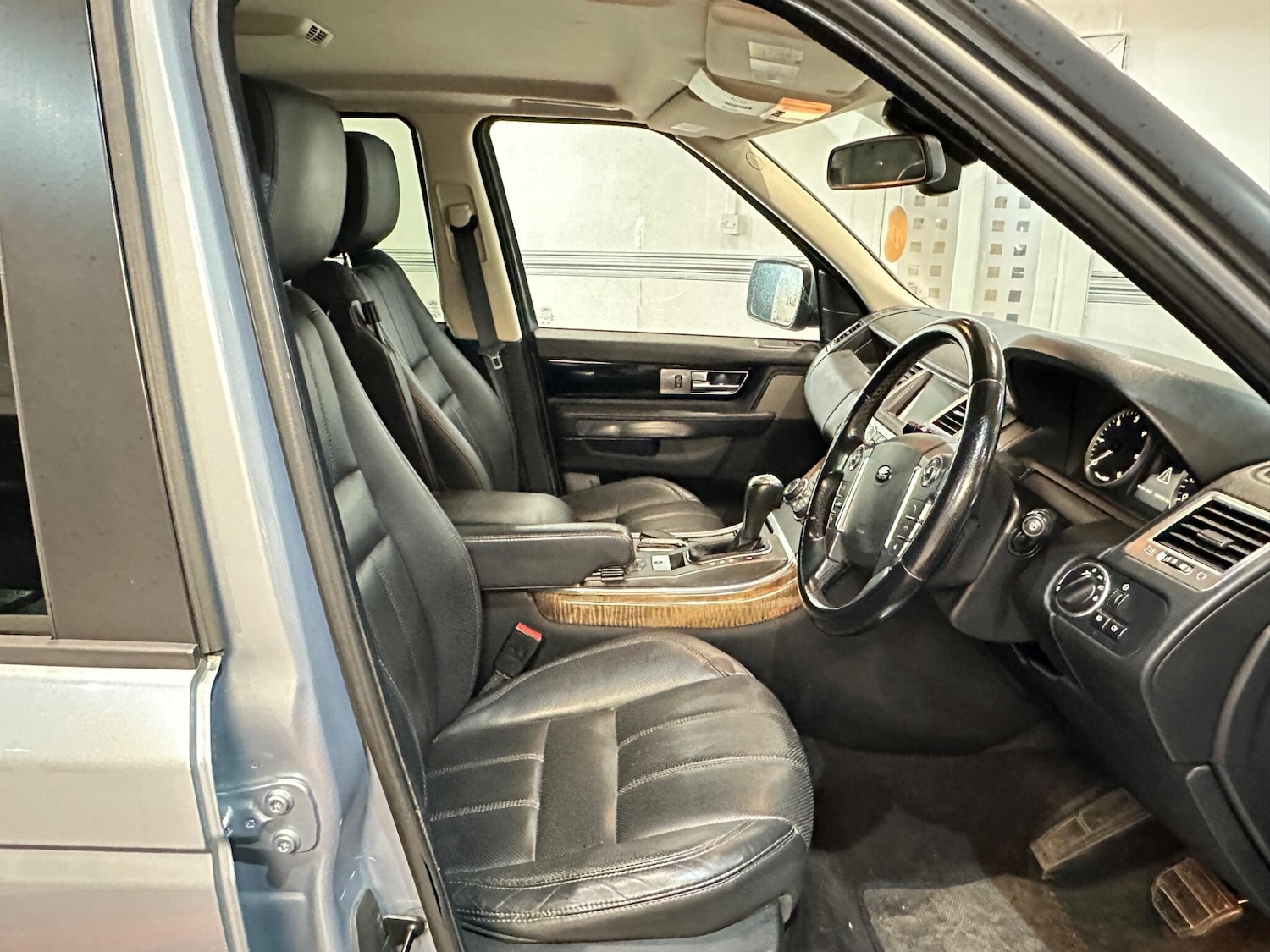 Used Land Rover Range Rover Sport 2011 for sale - 76942673: Photo 19