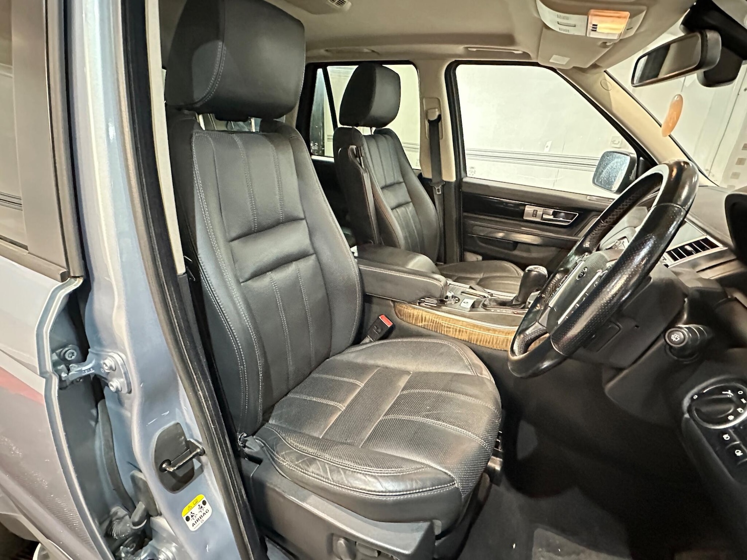 Used Land Rover Range Rover Sport 2011 for sale - 76942673: Photo 20