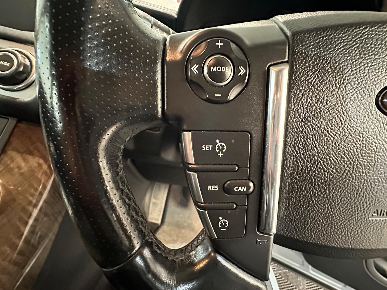 Used Land Rover Range Rover Sport 2011 for sale - 76942673: Photo 32