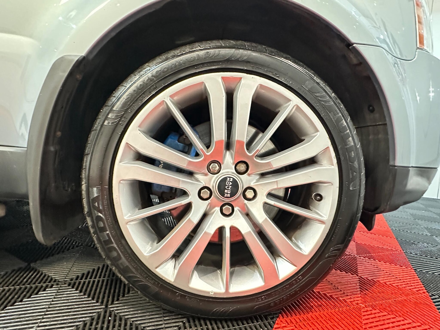 Used Land Rover Range Rover Sport 2011 for sale - 76942673: Photo 44