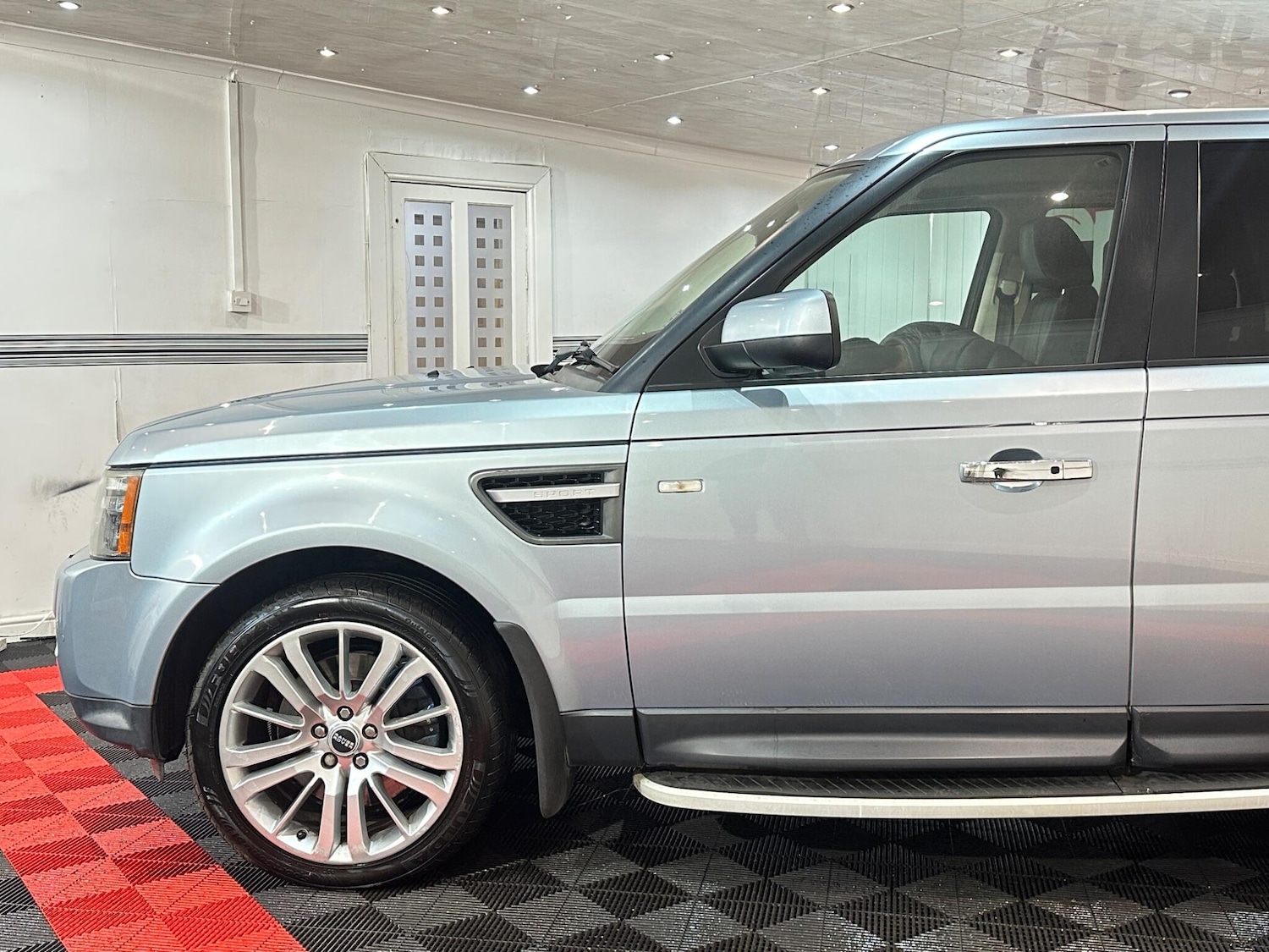Used Land Rover Range Rover Sport 2011 for sale - 76942673: Photo 50