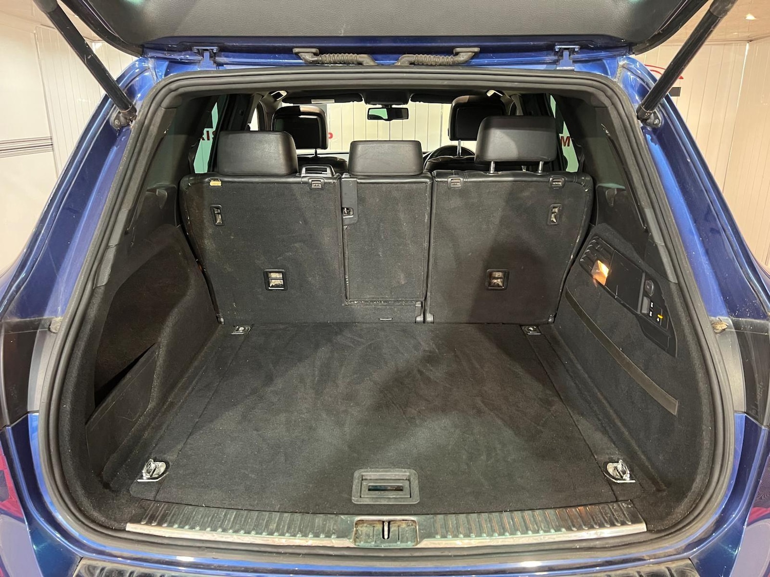 Used Volkswagen Touareg 2015 for sale - 76645055: Photo 13