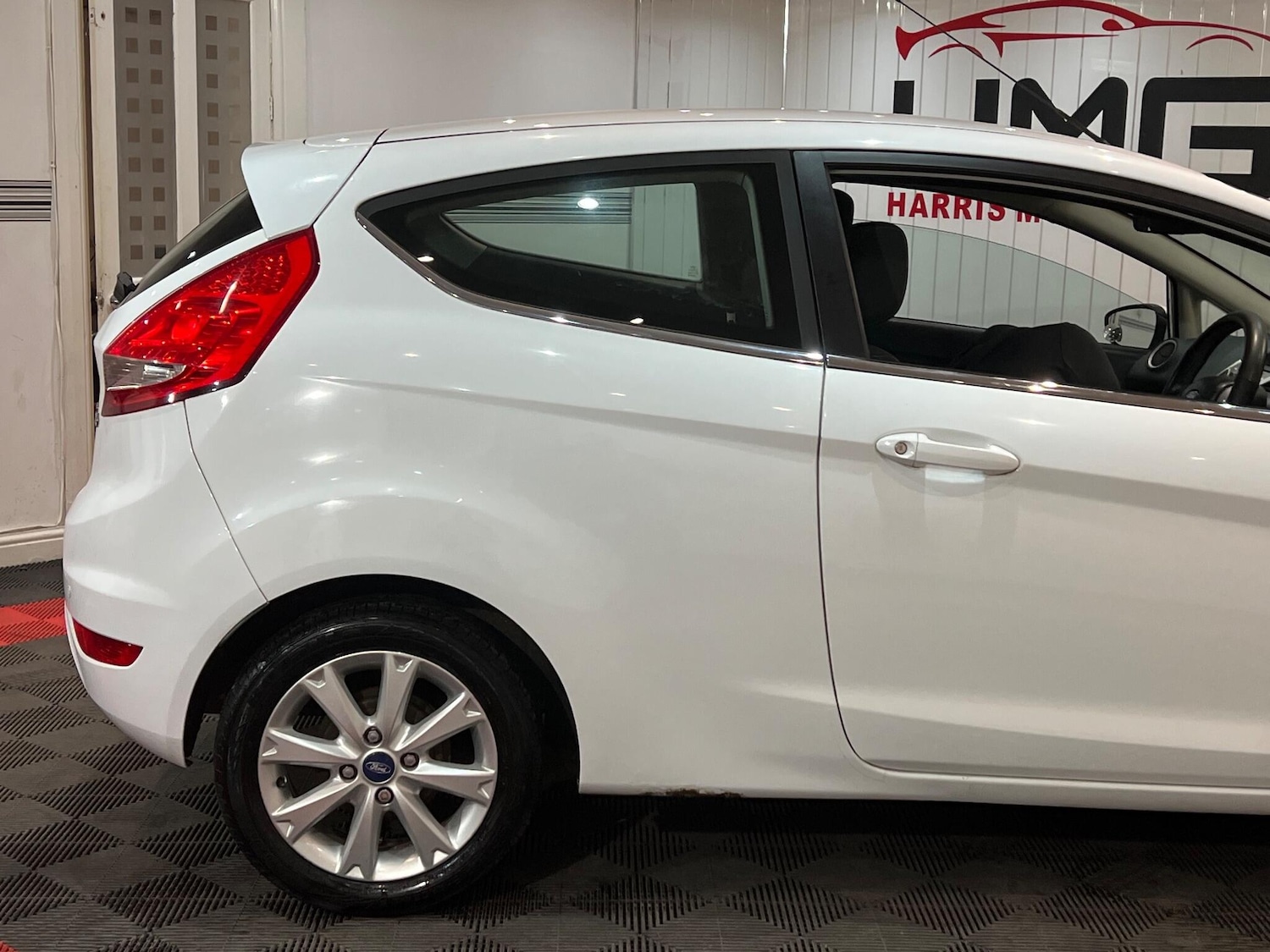 Used Ford Fiesta 2010 for sale - 76317811: Photo 34