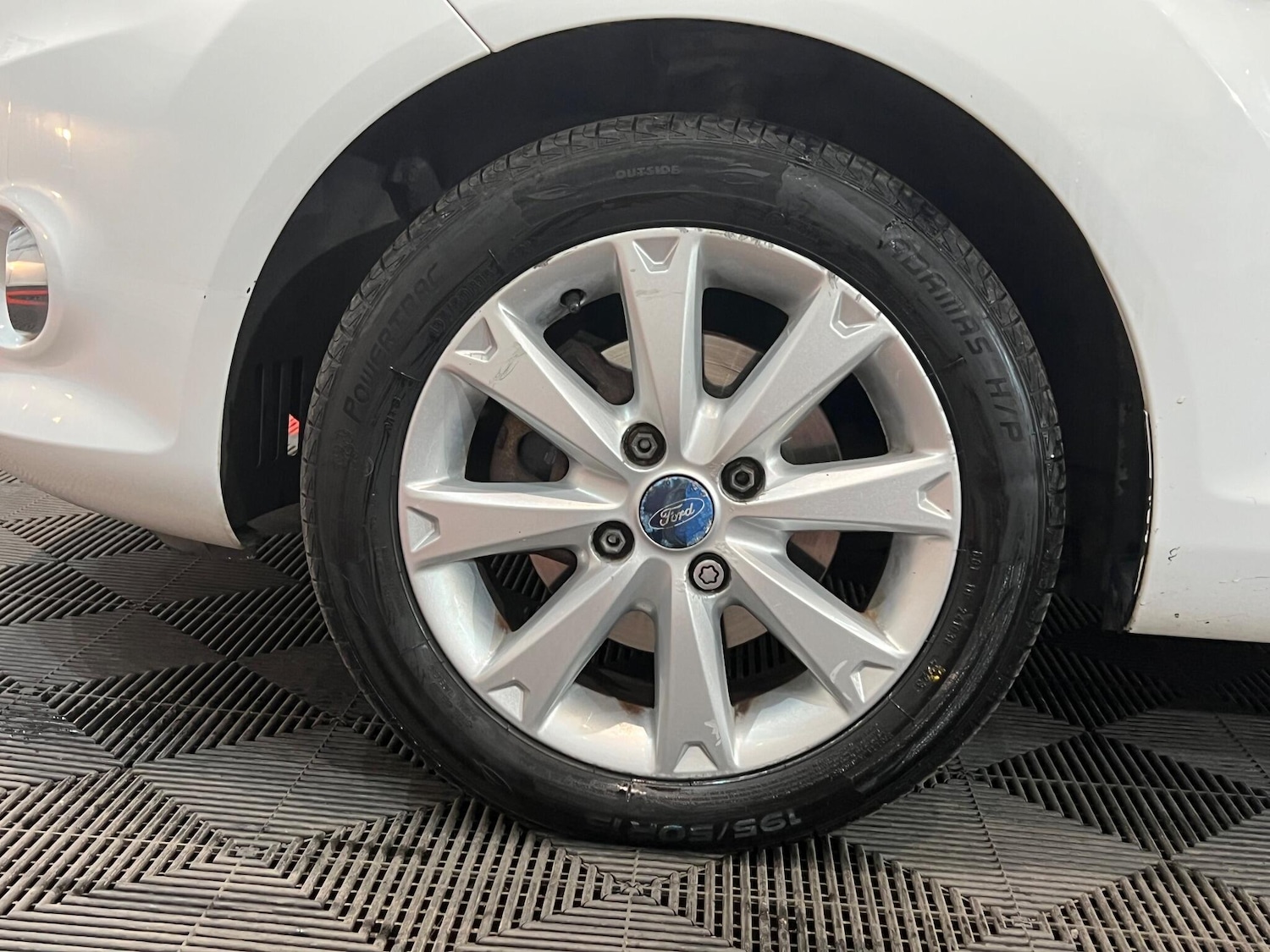 Used Ford Fiesta 2010 for sale - 76317811: Photo 36