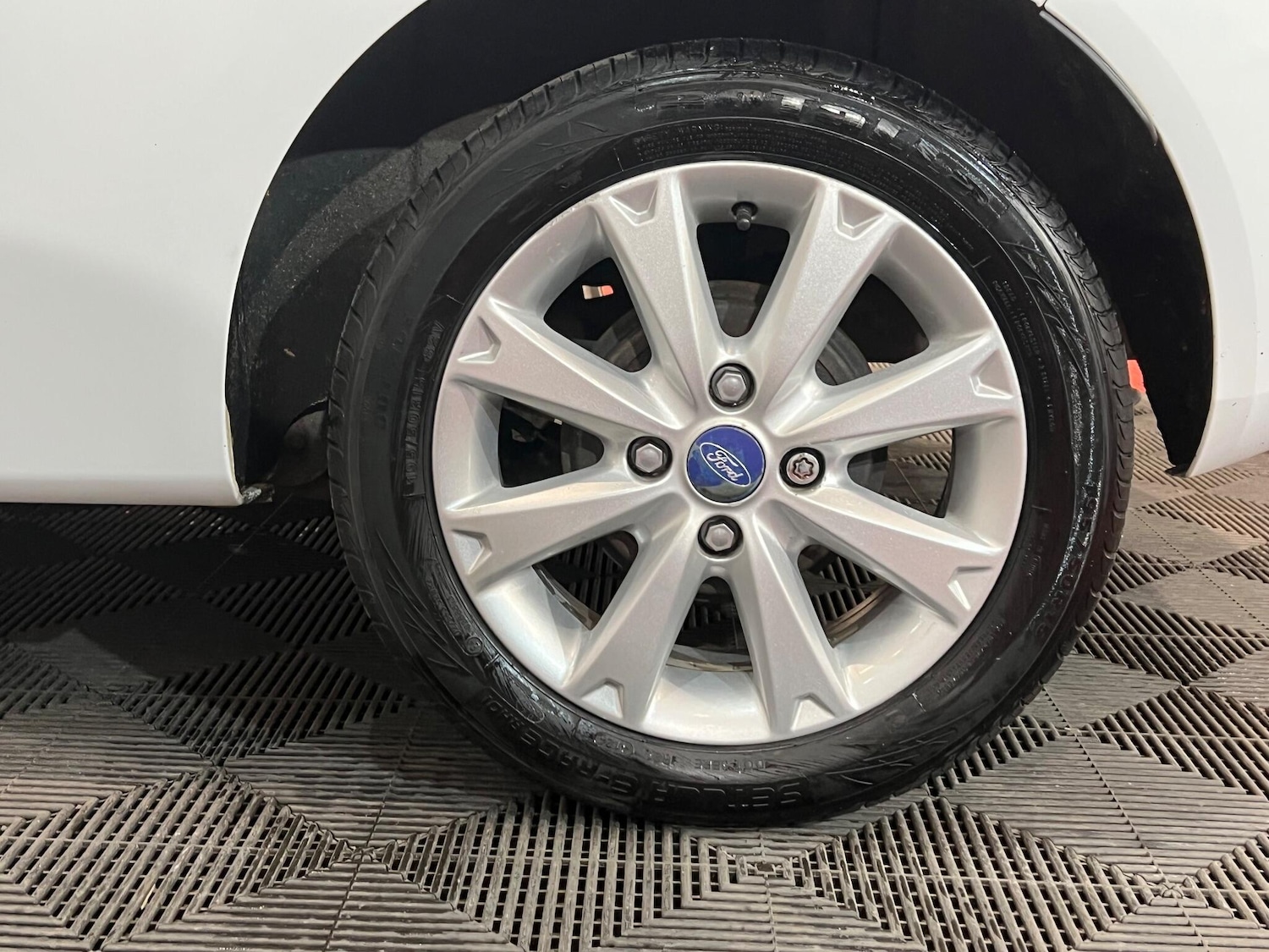 Used Ford Fiesta 2010 for sale - 76317811: Photo 37